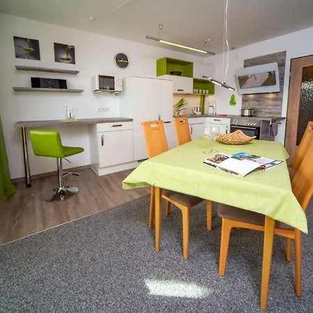 Haus Panorama Apartment Oy-Mittelberg