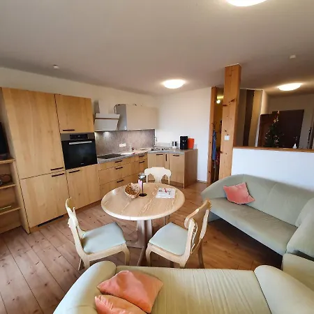Haus Panorama Daire Oy-Mittelberg